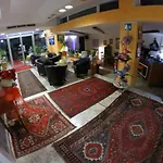 Delibera מלון ואראצה
