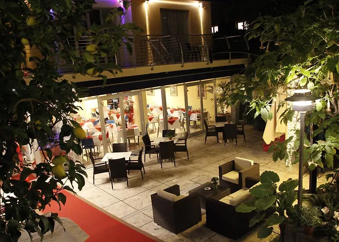 Delibera Hotel 3*